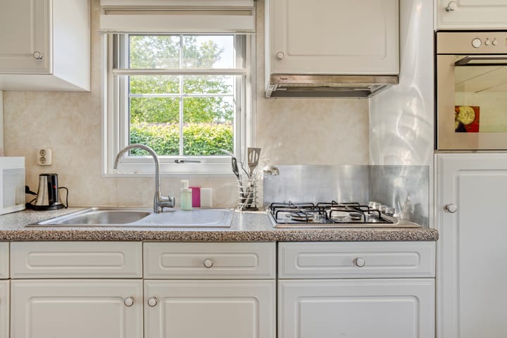 Foto 12 van Landingsweg 1-748