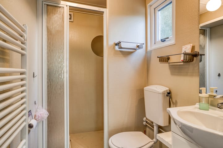 Foto 18 van Landingsweg 1-748