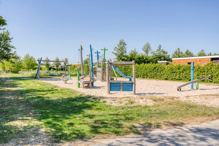 Foto 31 van Landingsweg 1-748