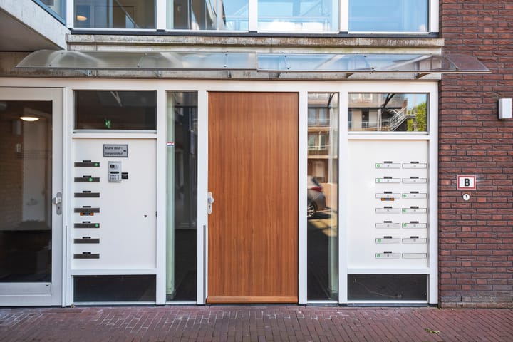 Photo 8 of Hartingstraat 32