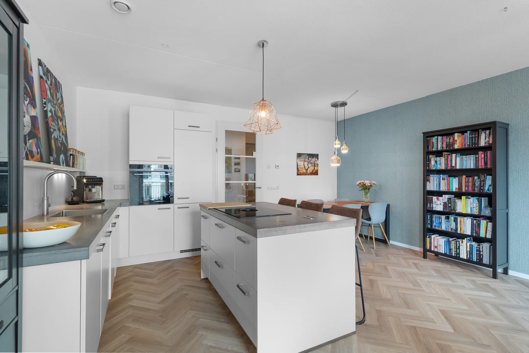 Foto 16 van Faas Wilkesstraat 249