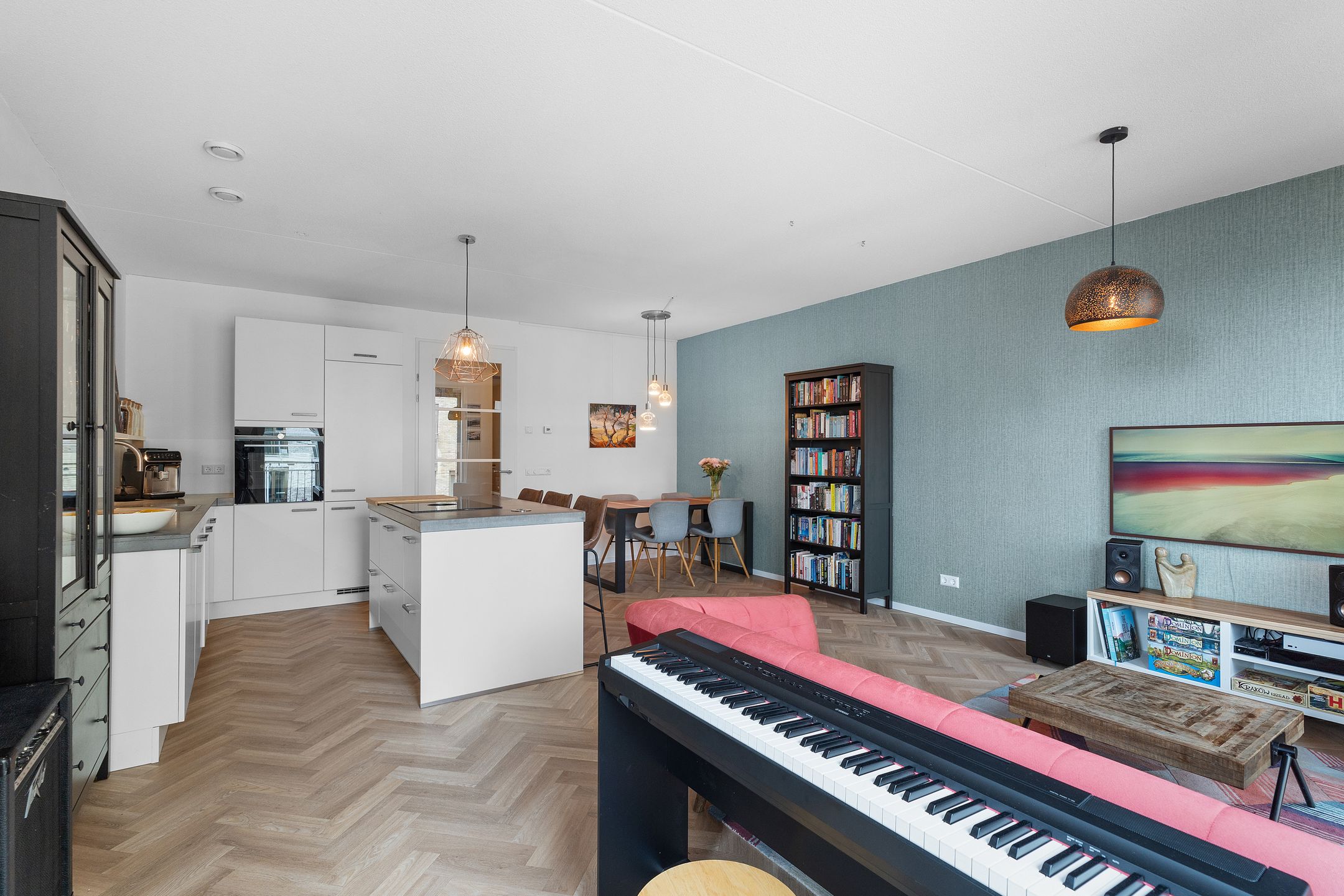 Foto 21 van Faas Wilkesstraat 249