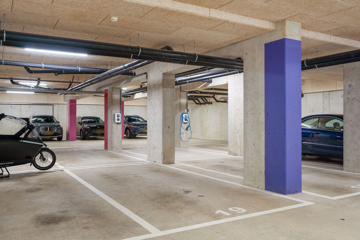 Foto 35 van Faas Wilkesstraat 249