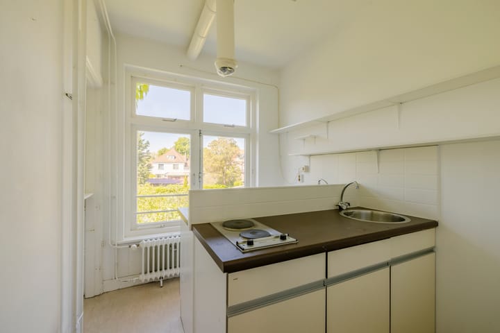 Foto 30 van Lucas van Leijdenlaan 13