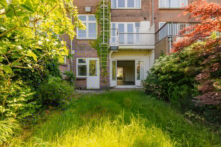 Foto 47 van Lucas van Leijdenlaan 13