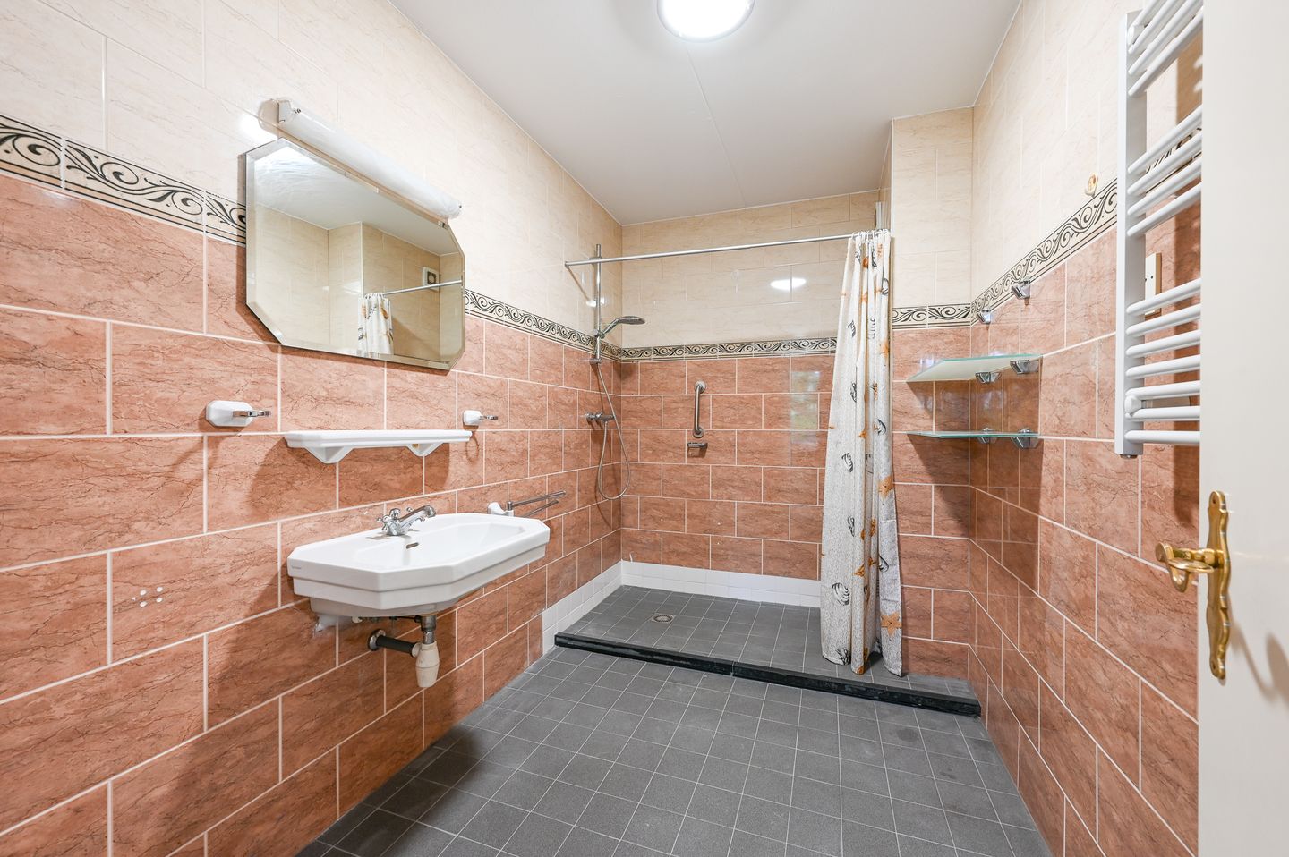 Foto 14 van Hammarskjöldlaan 211