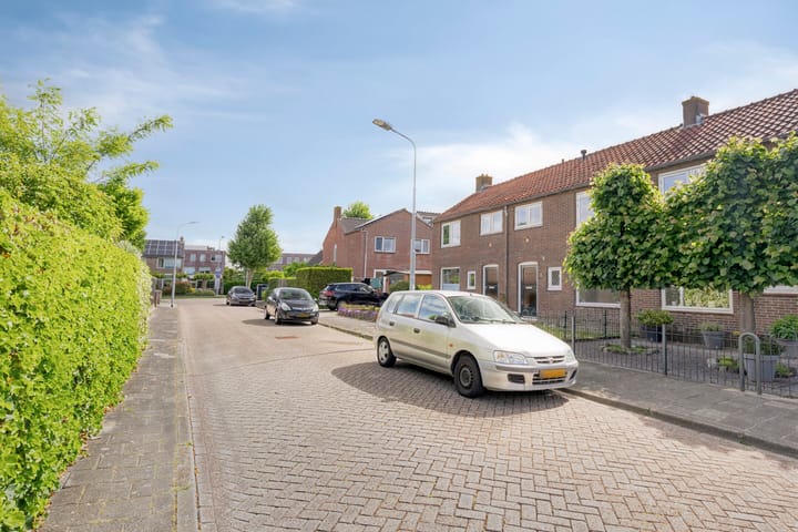 Foto 2 van Johannis Bogaardstraat 4