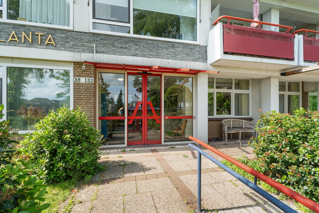 Foto 8 van Stationsplein 94