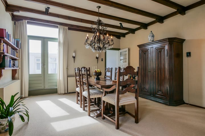 Foto 10 van Spoorstraat 40-A