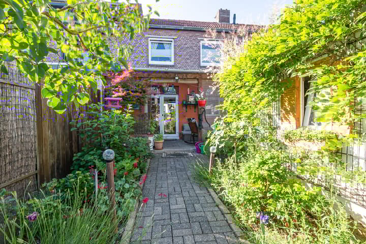 Photo 26 of Olympiastraat 8