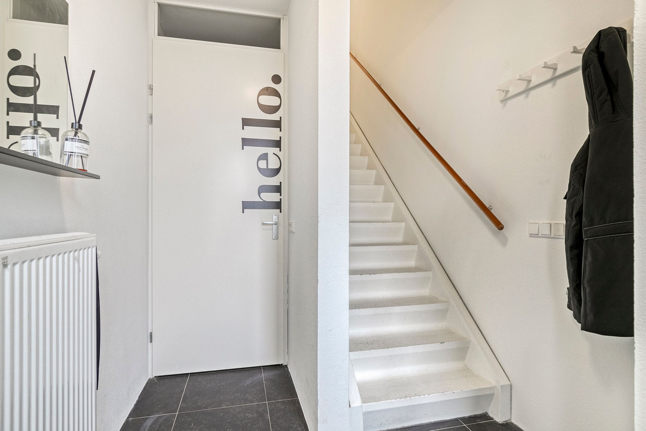 Foto 3 van Weegbree 93