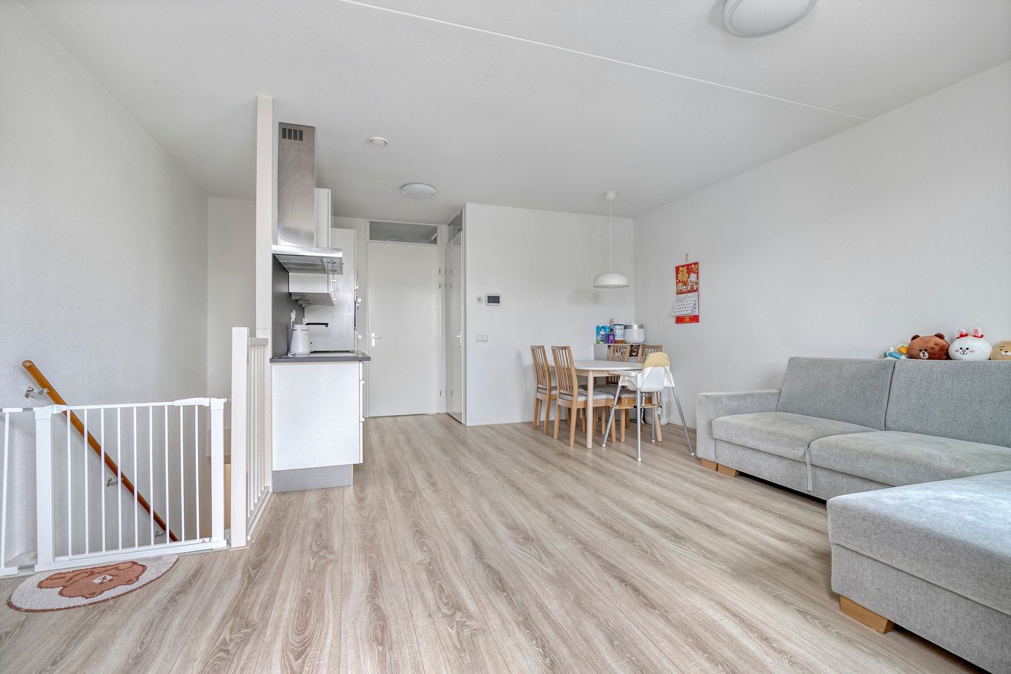 Foto 5 van Weegbree 93