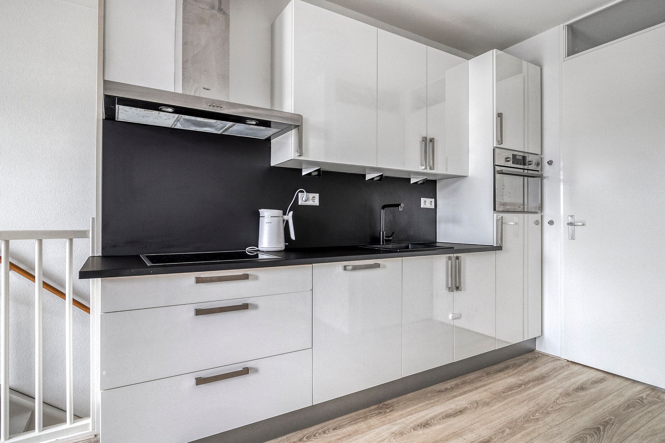 Foto 9 van Weegbree 93