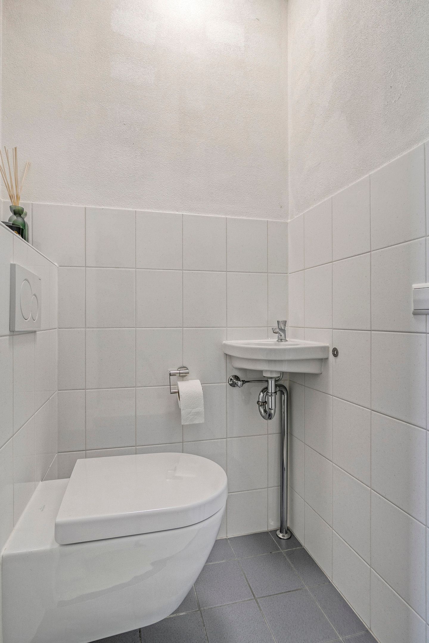 Foto 12 van Weegbree 93