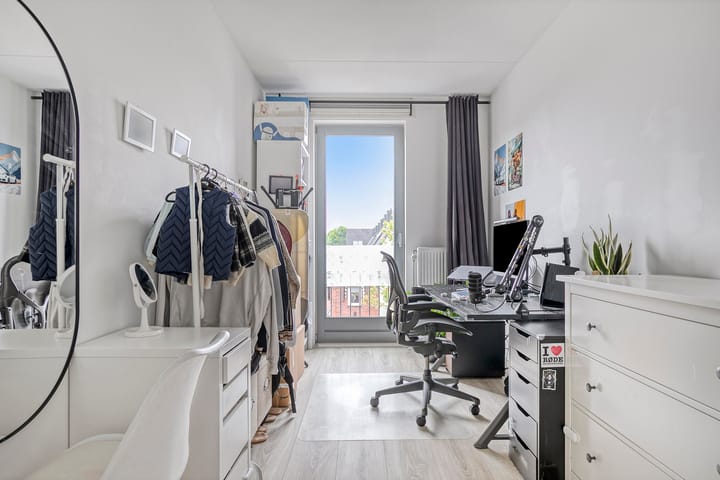 Foto 17 van Weegbree 93