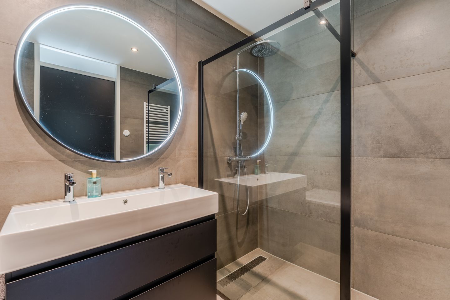 Foto 29 van Willem Frederik Hermansstraat 416