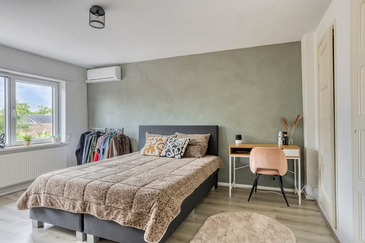 Foto 13 van Van Oldenielstraat 51