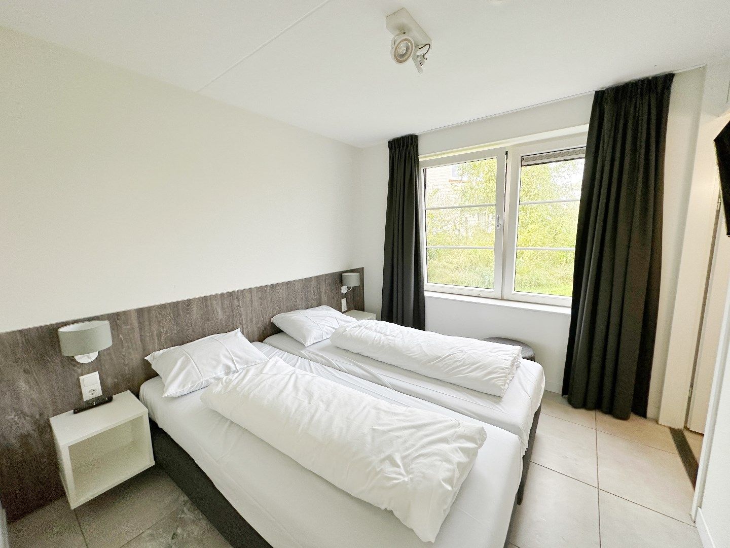 Foto 21 van Zeedijk 24-175