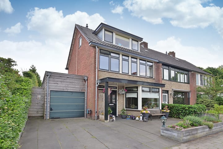 Foto 1 van Barent Udolaan 6