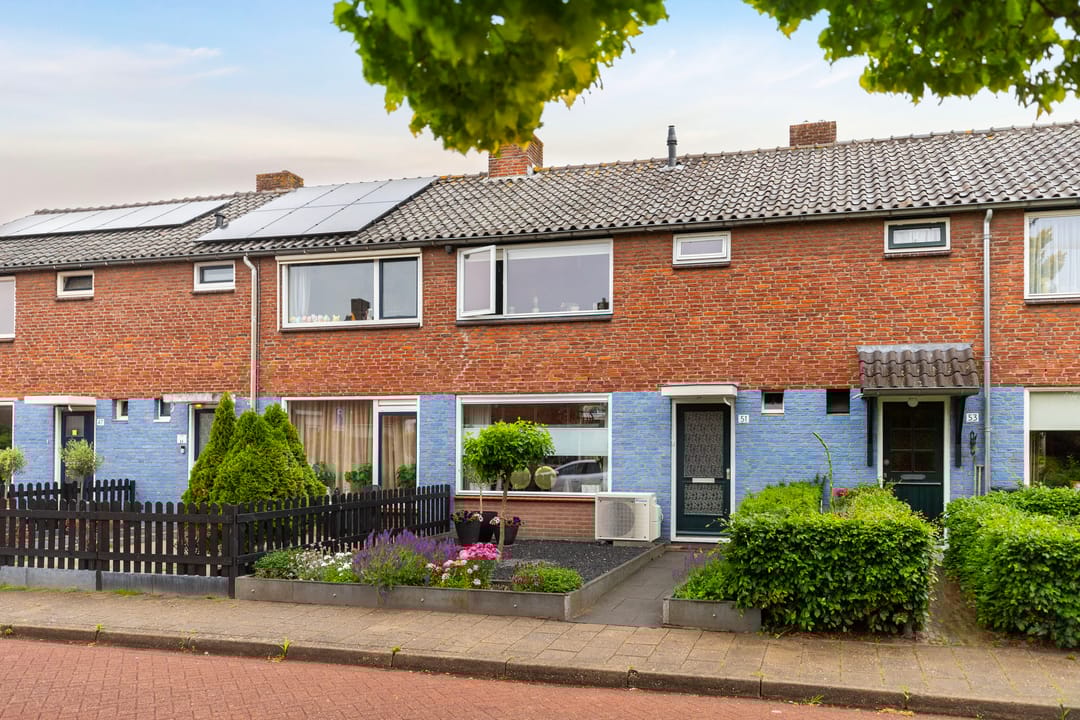 Photo 2 of J.D. van der Waalsstraat 51