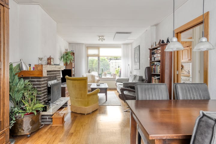 Foto 8 van De Vooghtstraat 30