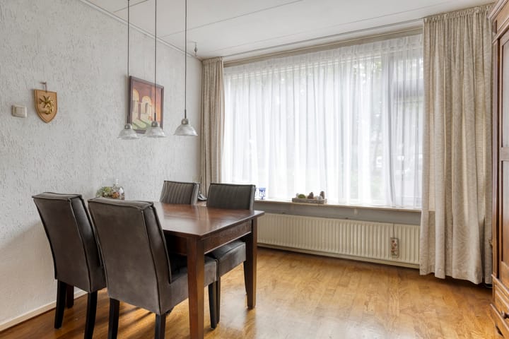 Foto 9 van De Vooghtstraat 30