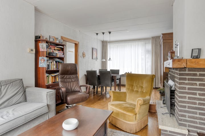 Foto 12 van De Vooghtstraat 30