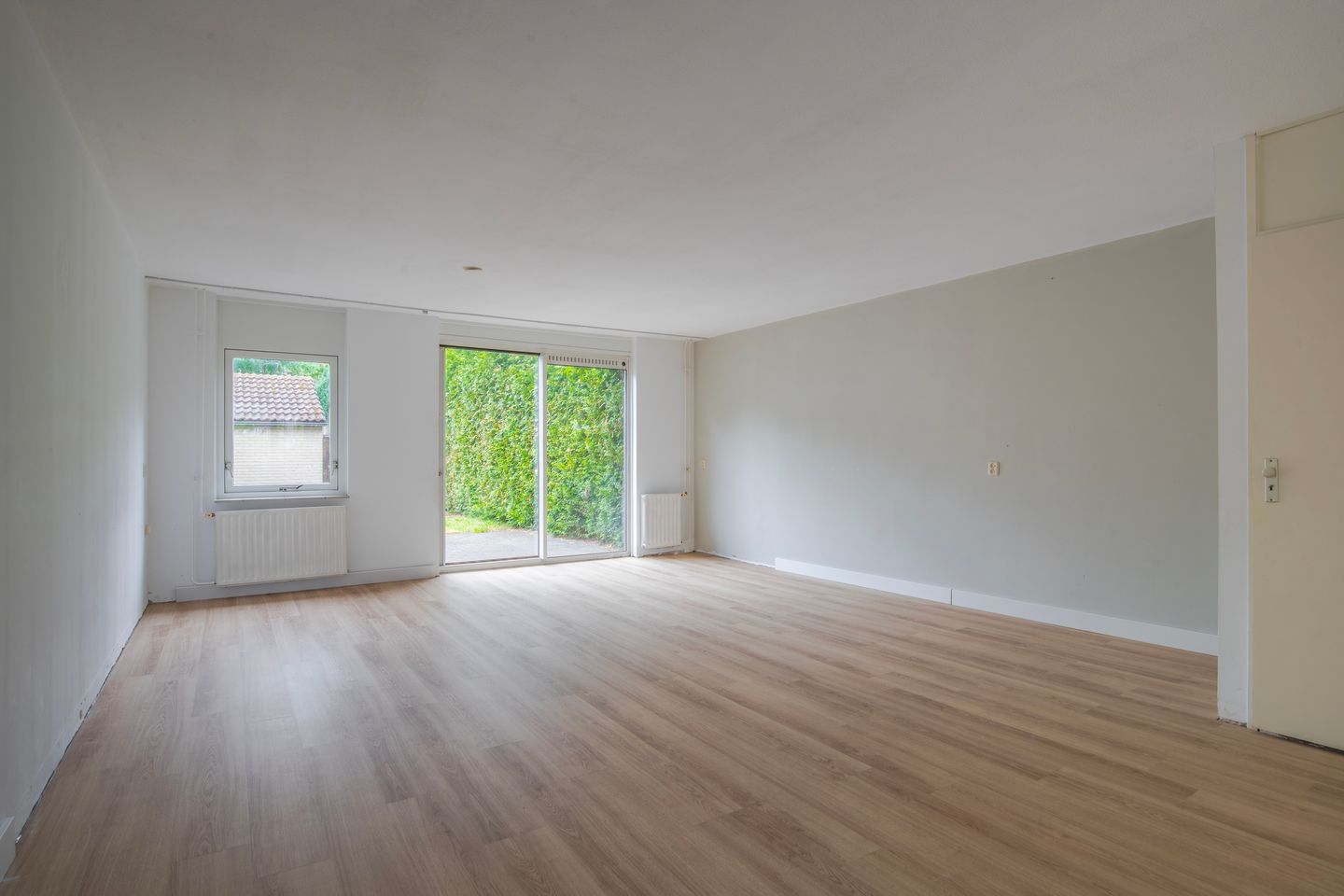 Photo 10 of Hallsteinstraat 87