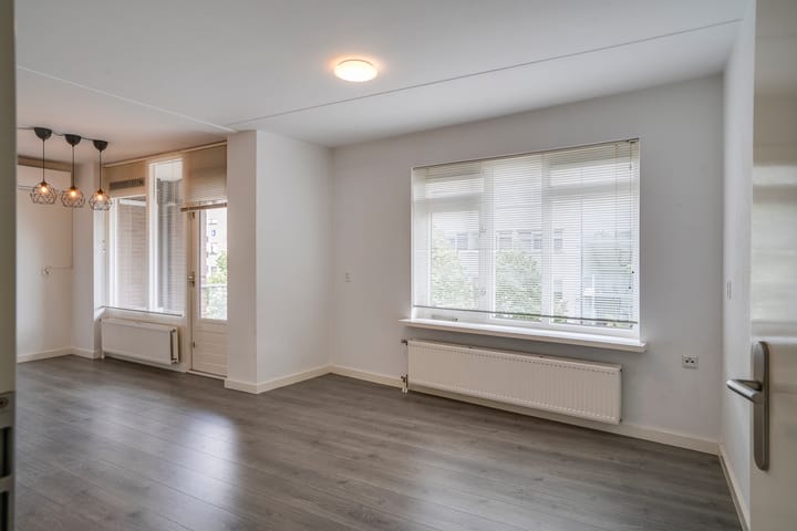 Foto 4 van Beugelsplein 6-B