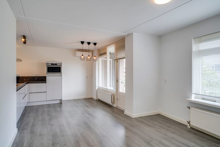 Foto 5 van Beugelsplein 6-B