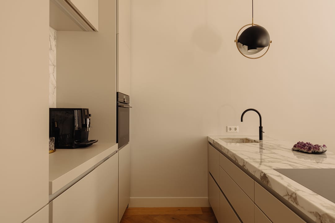 Photo 7 of Frans van Mierisstraat 62-2