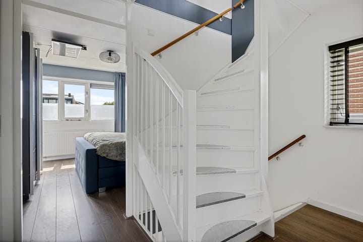 Foto 13 van Hildegard van Bingenweg 51