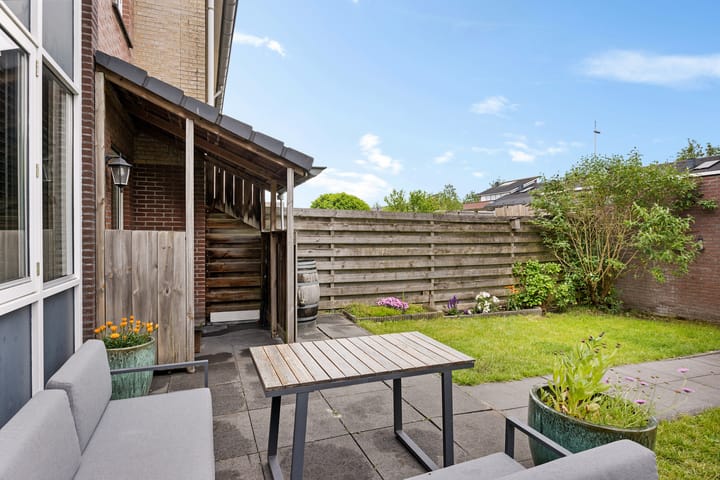 Foto 25 van Hildegard van Bingenweg 51