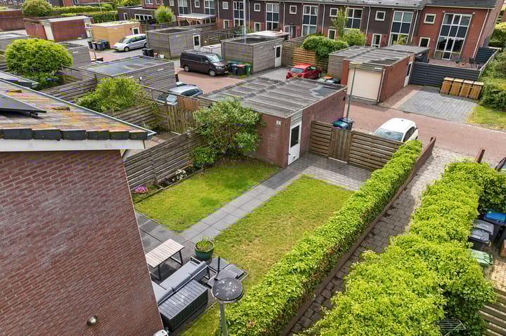 Foto 31 van Hildegard van Bingenweg 51