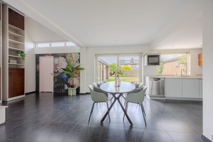 Foto 12 van Kerkweg 13