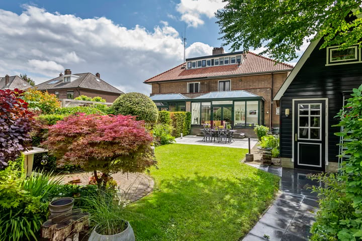 Photo 4 of Van Dam van Isseltweg 9