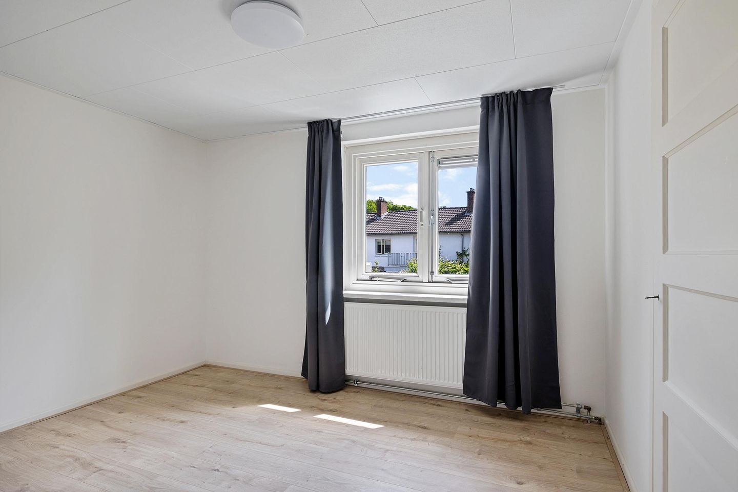 Photo 14 of Van Coevordenstraat 36