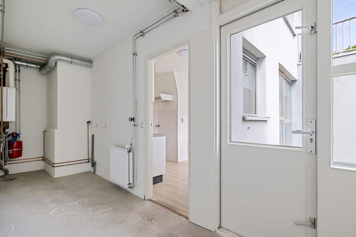 Foto 16 van Van Coevordenstraat 36