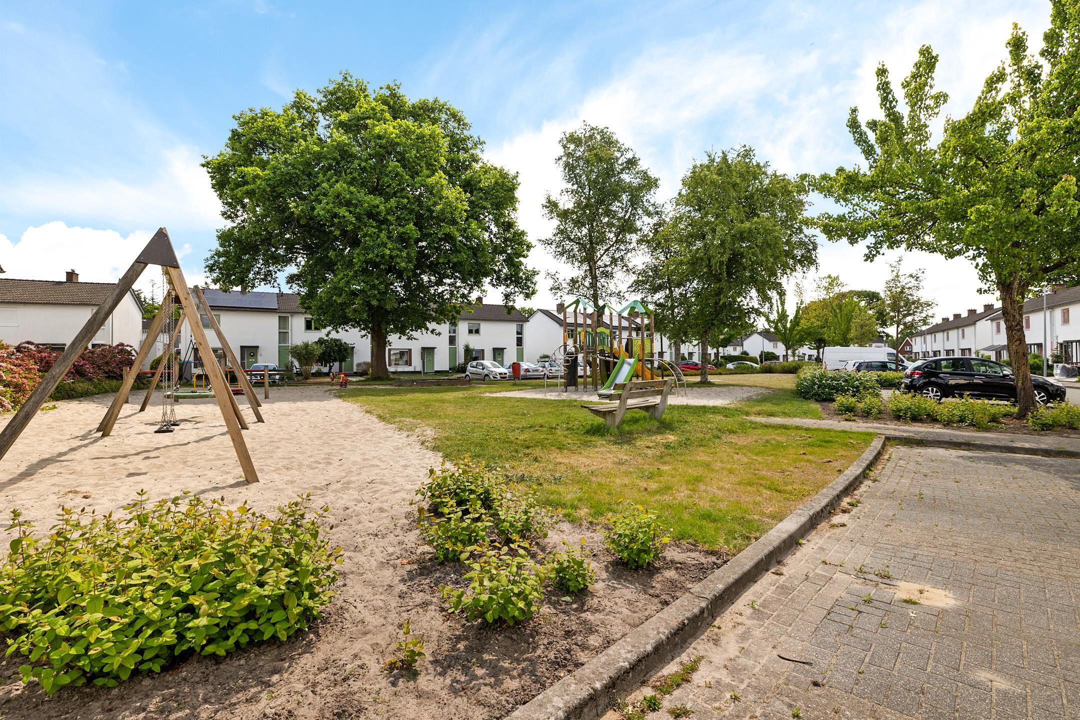 Photo 21 of Van Coevordenstraat 36