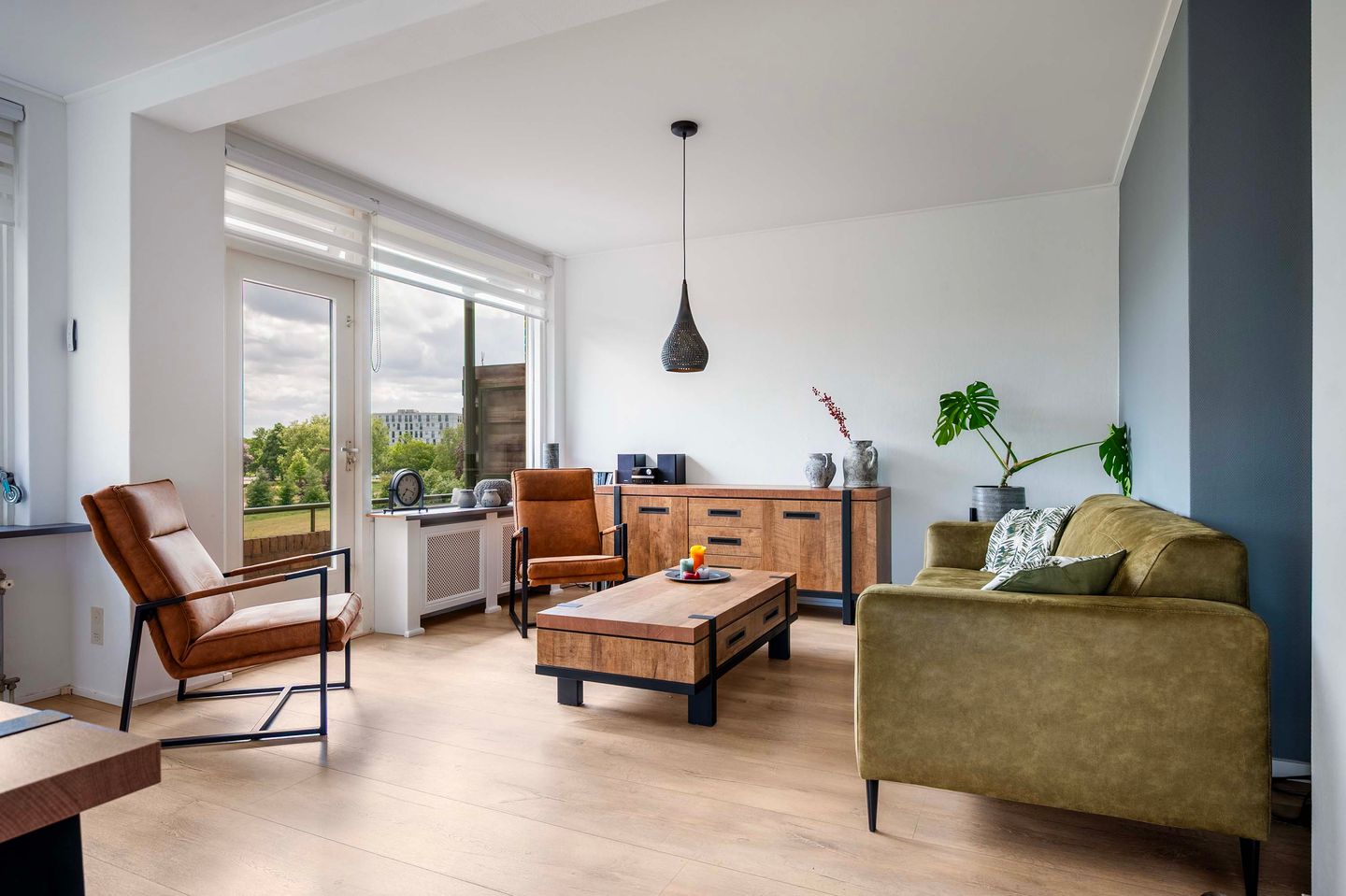 Foto 5 van Albardastraat 54