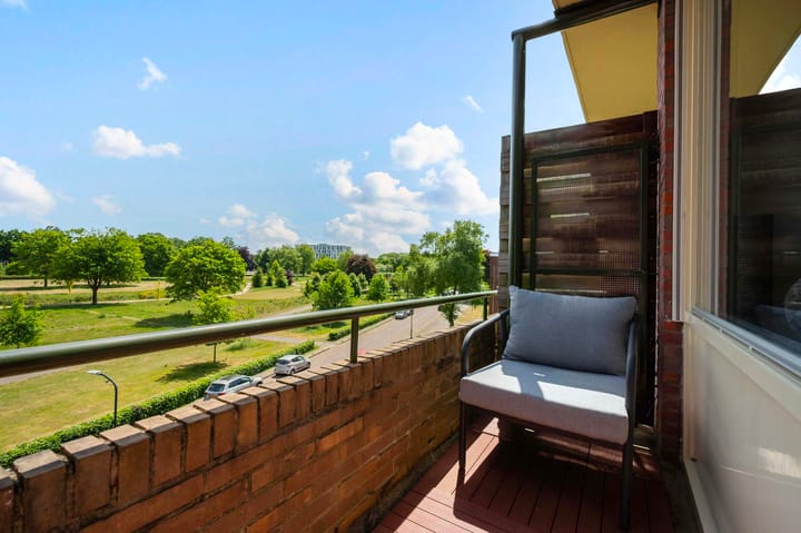 Foto 11 van Albardastraat 54