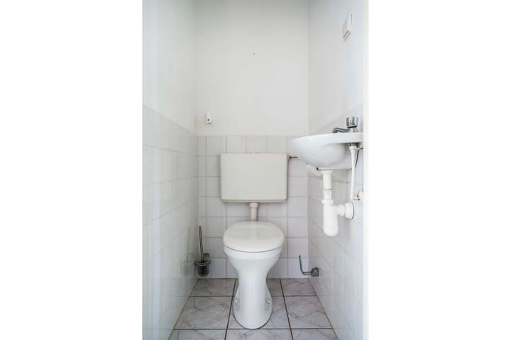 Foto 23 van Albardastraat 54