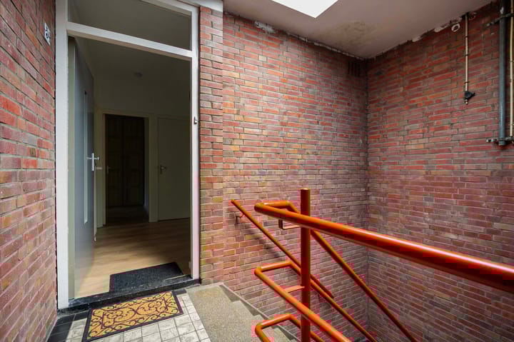 Foto 24 van Albardastraat 54