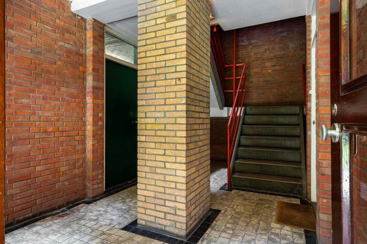 Foto 25 van Albardastraat 54