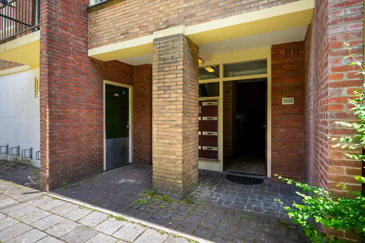 Foto 26 van Albardastraat 54