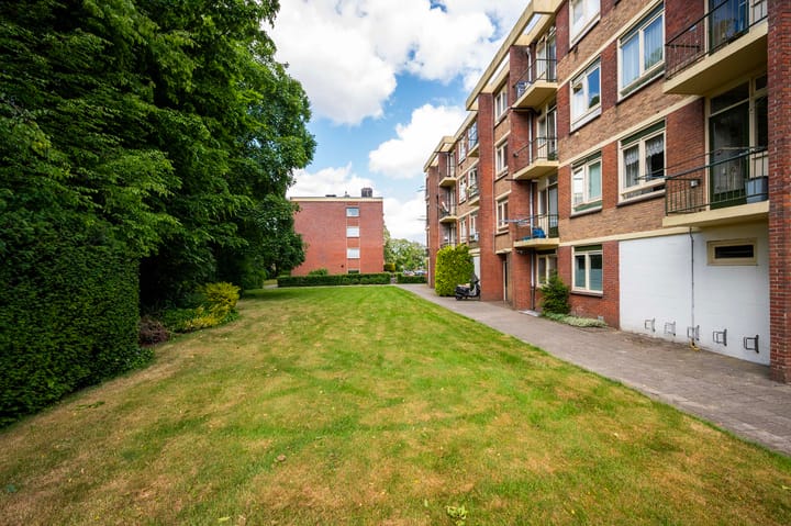 Foto 27 van Albardastraat 54