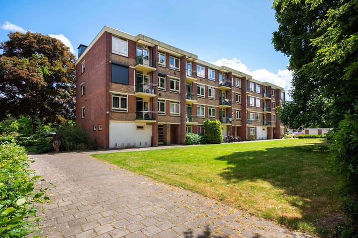 Foto 28 van Albardastraat 54