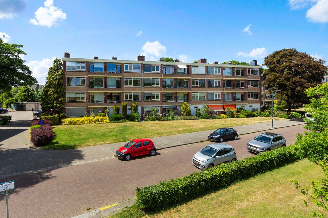 Foto 32 van Albardastraat 54