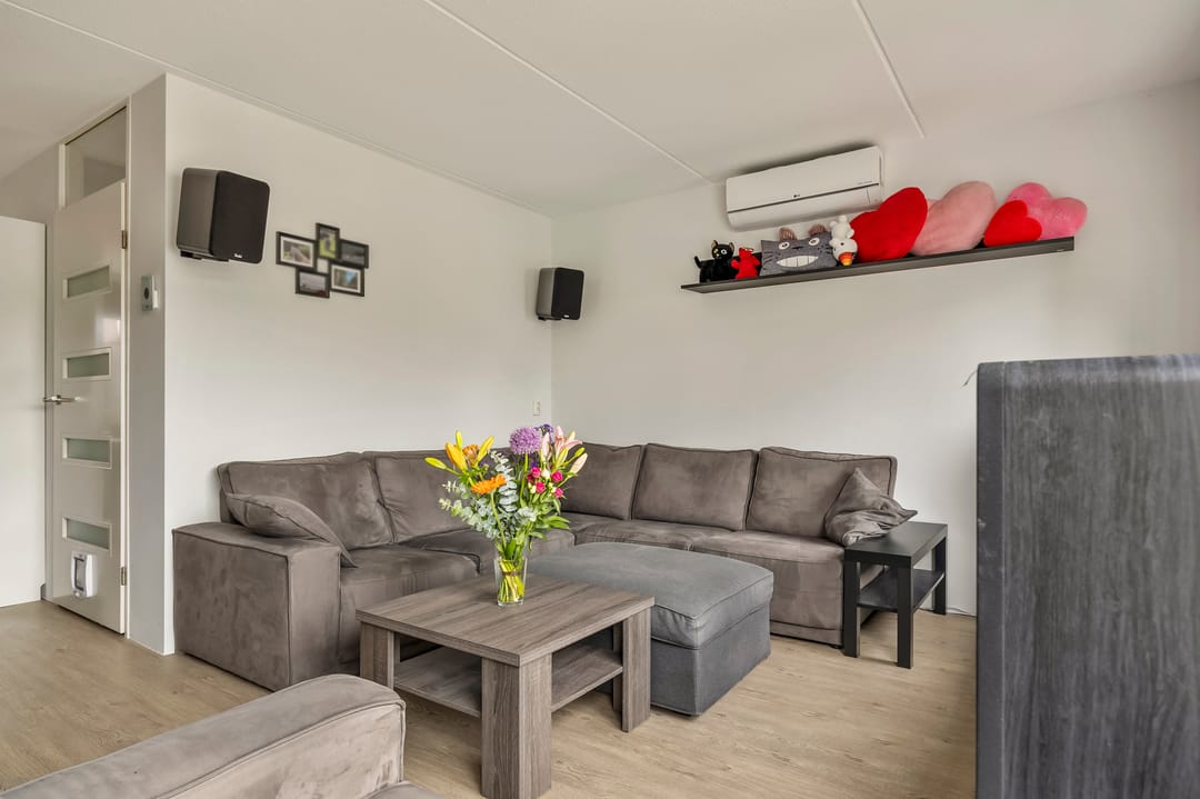 Foto 2 van Laantje van Van Iperen 27