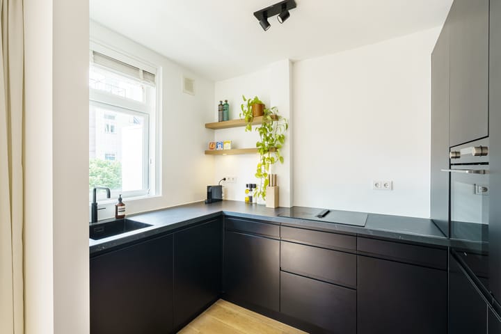 Foto 12 van Wilhelminastraat 83-2